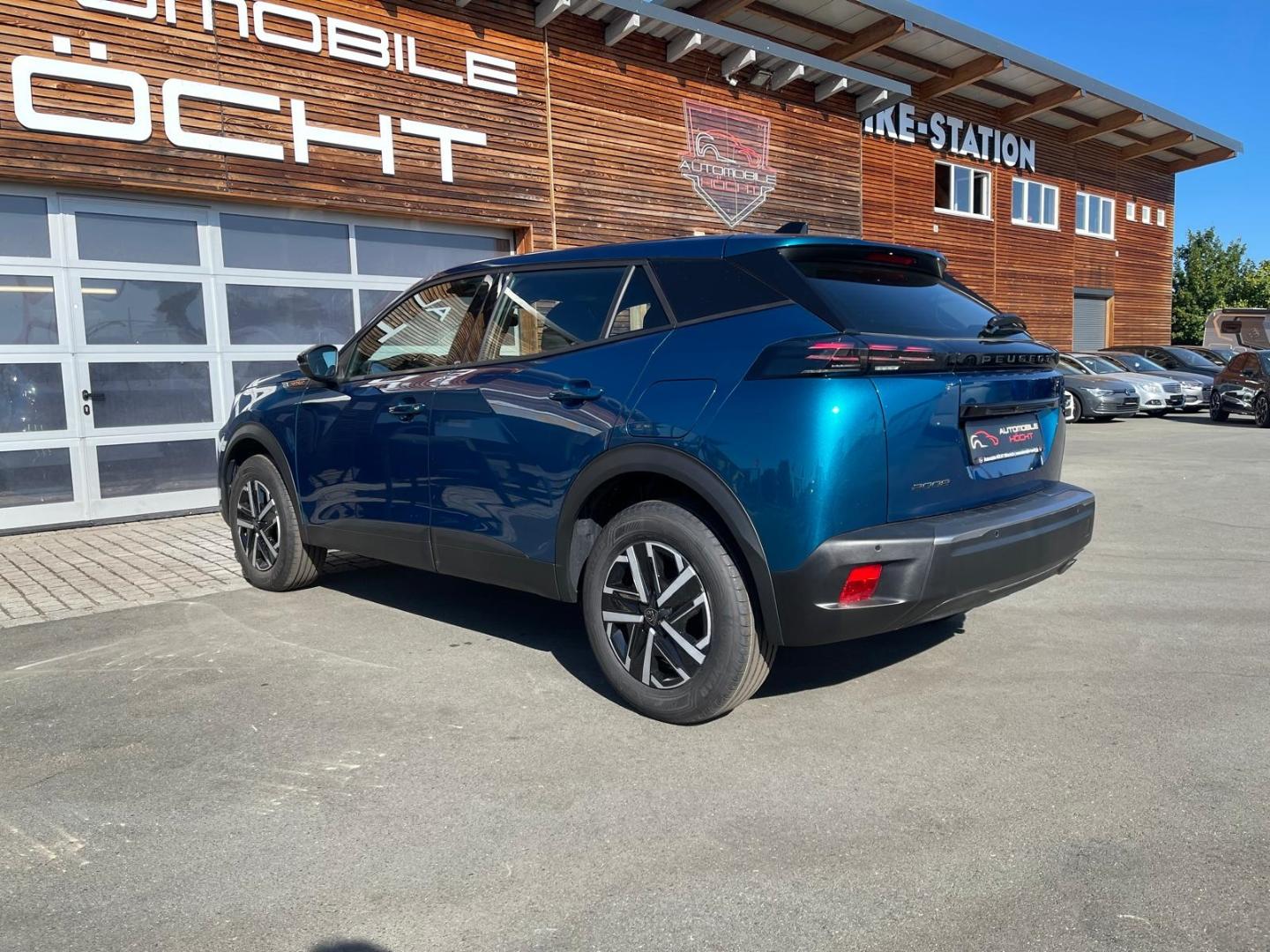 Peugeot 2008 Style Navi LED Apple CarPlay Android Auto K