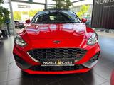 Ford Focus Lim. ST PANO B&O AHK LED - Ford Focus mit Benzin-Antrieb: Limousine, Klimaanlage
