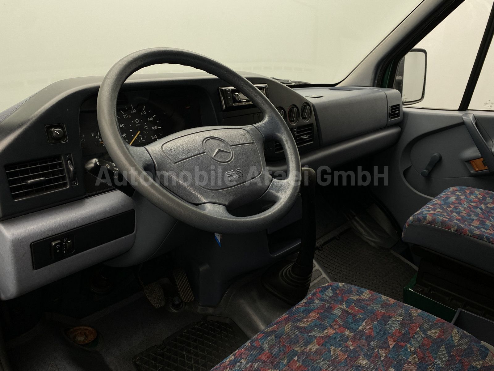 Fahrzeugabbildung Mercedes-Benz Sprinter 310D Automatik *Behörde/Camper* 5767