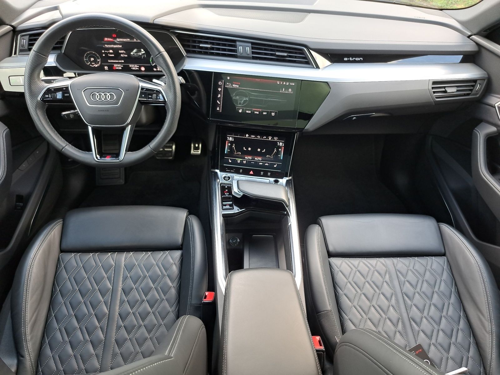 Audi Q8 e-tron - Bild 22