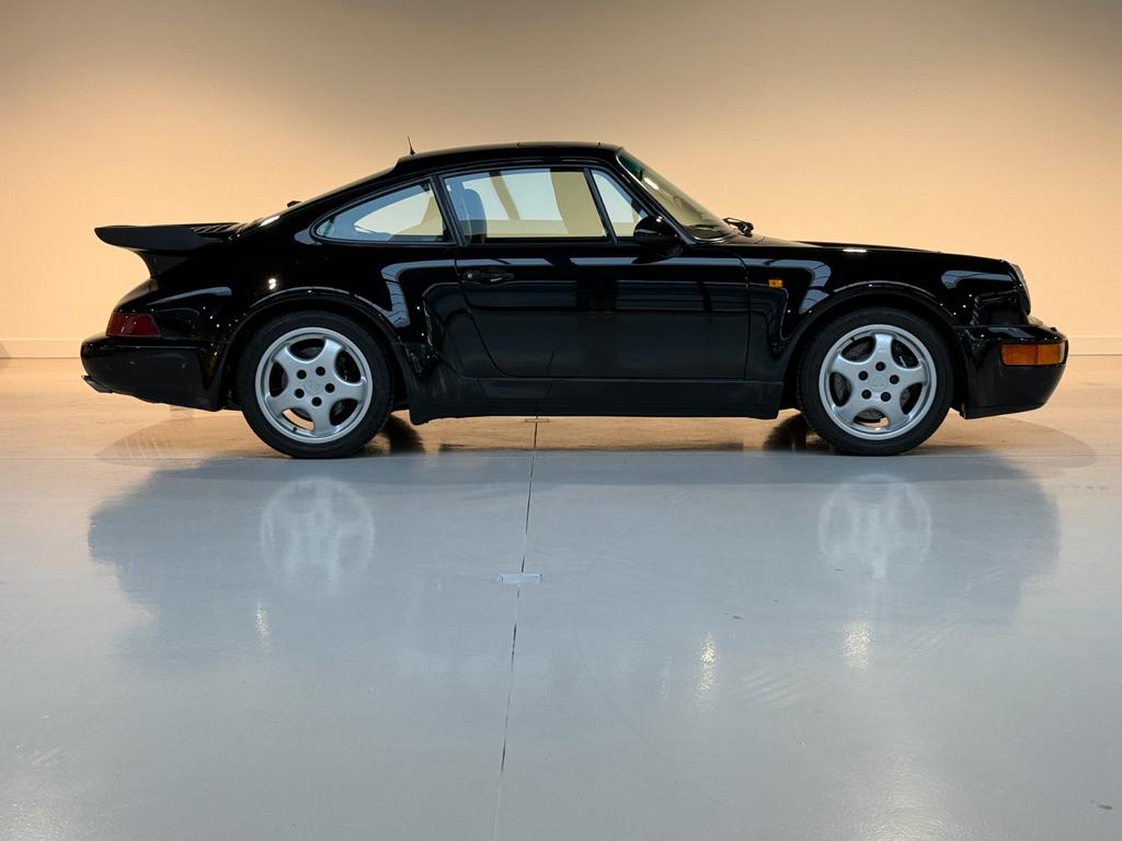 Porsche 964