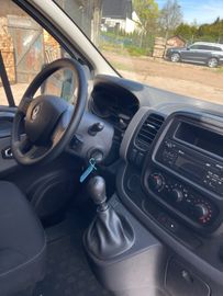 Renault Trafic - 11