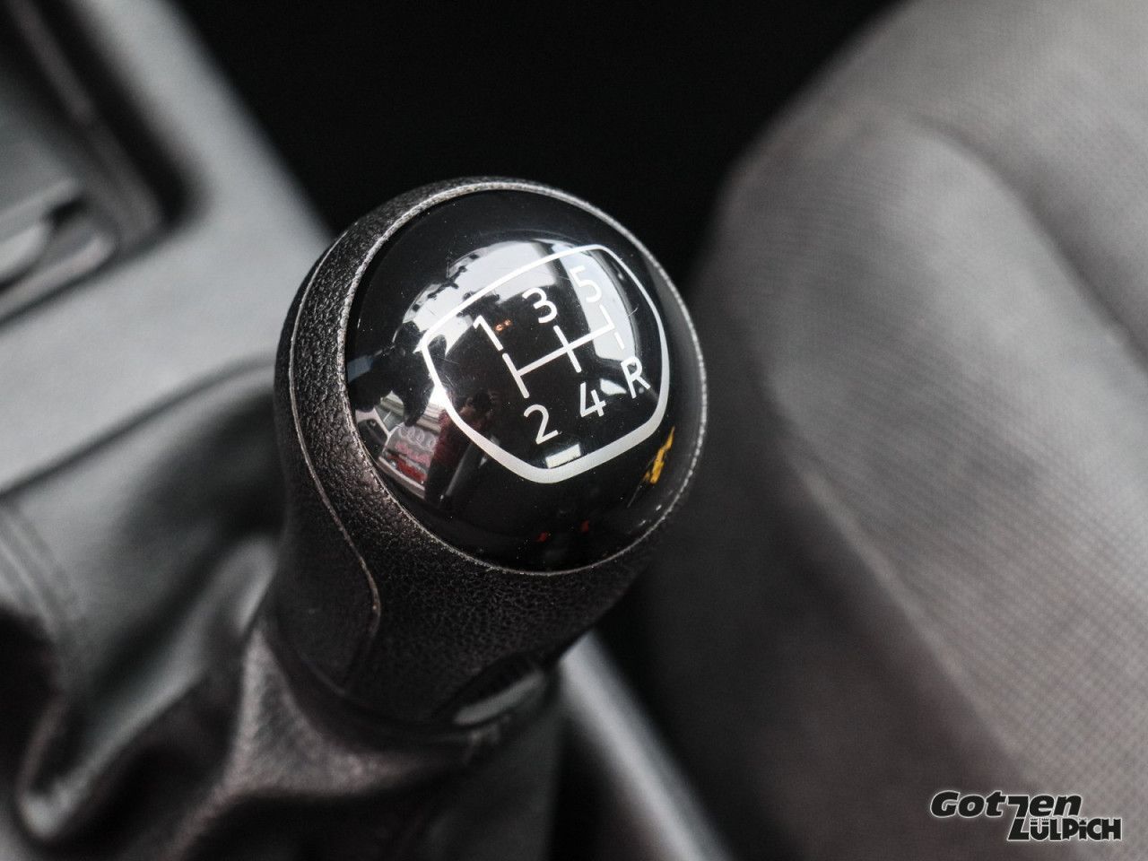 Fahrzeugabbildung Volkswagen up! 1.0 Fahrerassistenzpaket Rear View Klima PDC