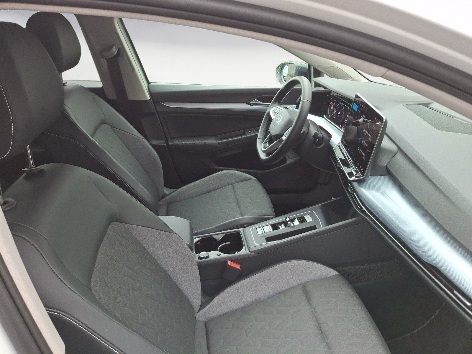 Volkswagen Golf - Bild 9