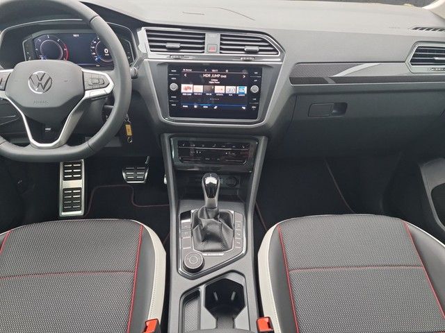 Fahrzeugabbildung Volkswagen Tiguan TDI Urban-Sport DSG 4M R-Line LED AHK Nav