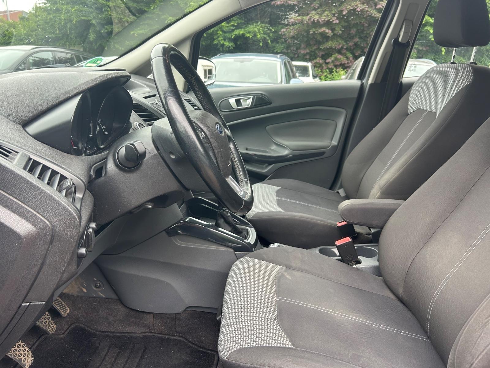 Ford EcoSport 2014 — photo 9