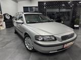 Volvo V70 2.4 T - Volvo aus 2000