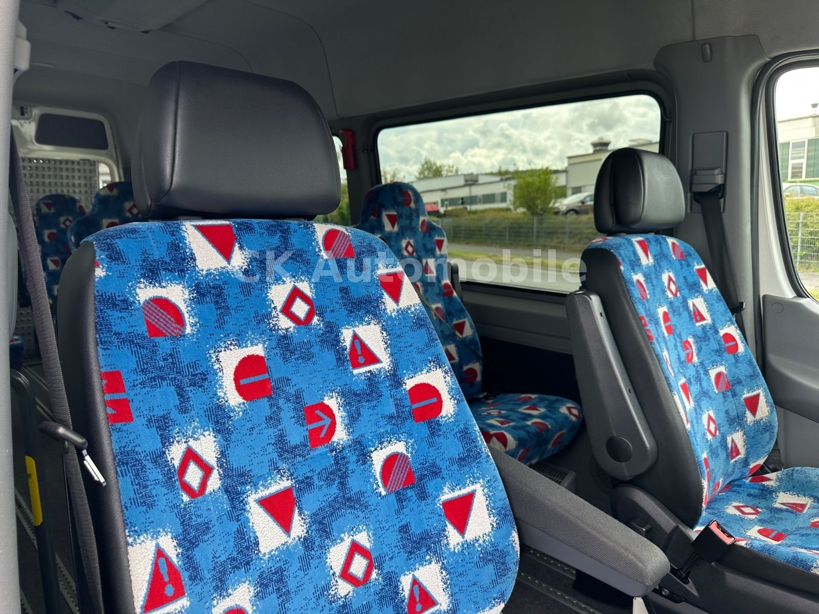 Fahrzeugabbildung Mercedes-Benz Sprinter II 316 CDI Kombi Maxi Automatik/9 Sitze