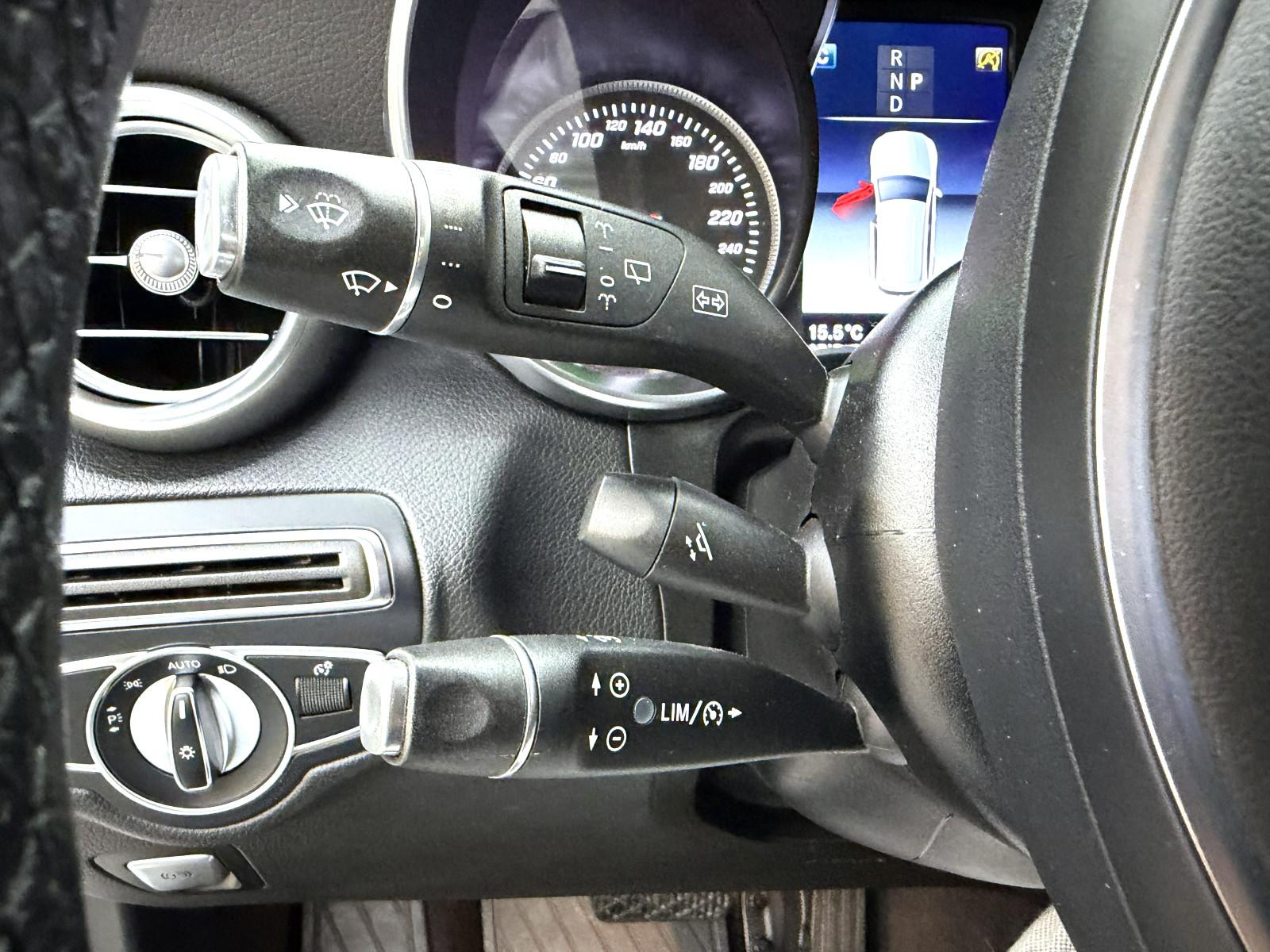 Mercedes-Benz GLC 250 4Matic *LED*SHZ*Navi*RFK*