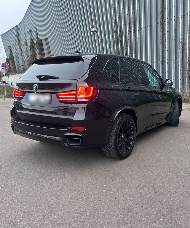 Image of BMW X5 M50