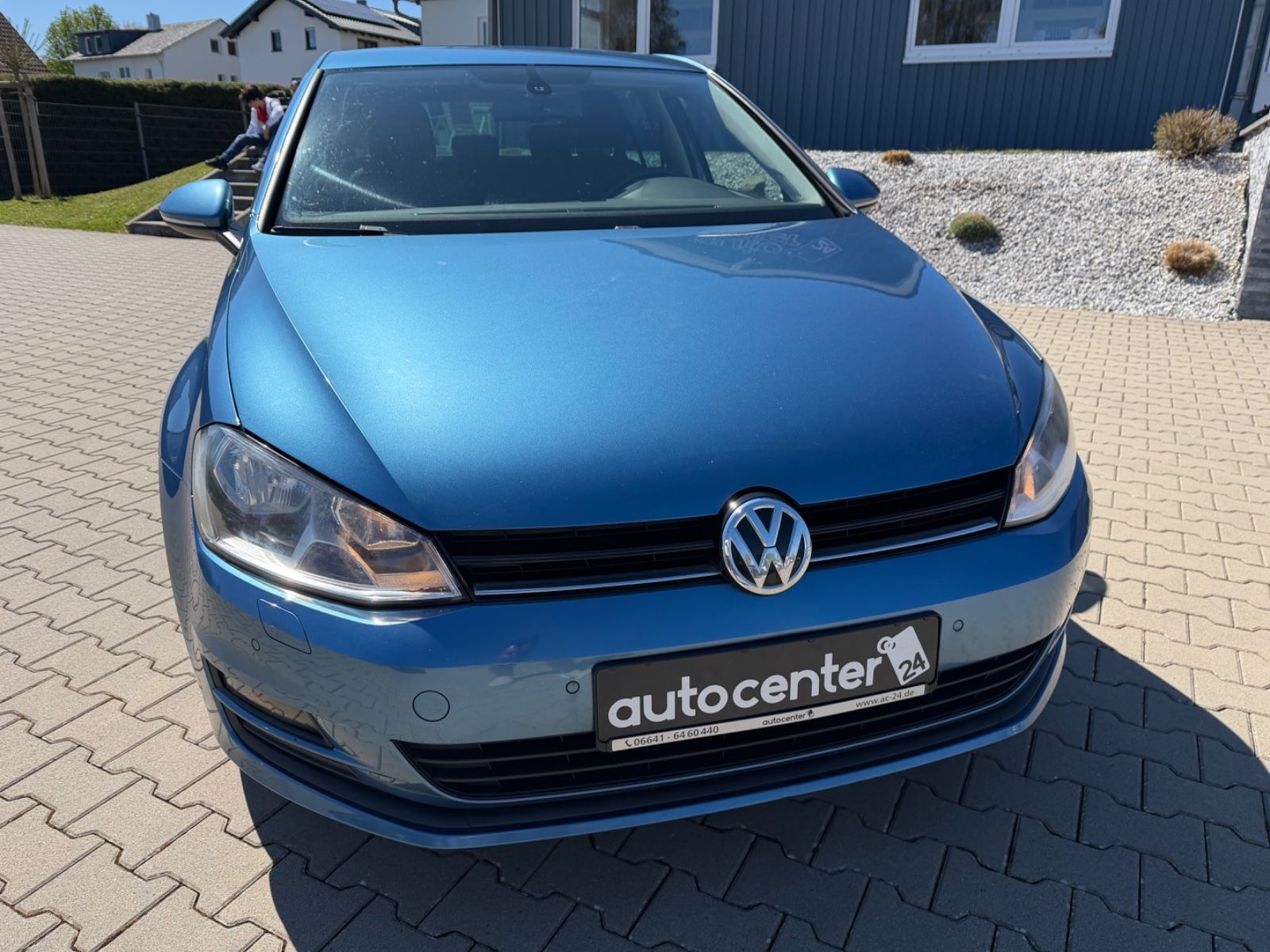 Fahrzeugabbildung Volkswagen Golf VII Lim. Comfortline|Navi|Shz|PDC|2.Hand