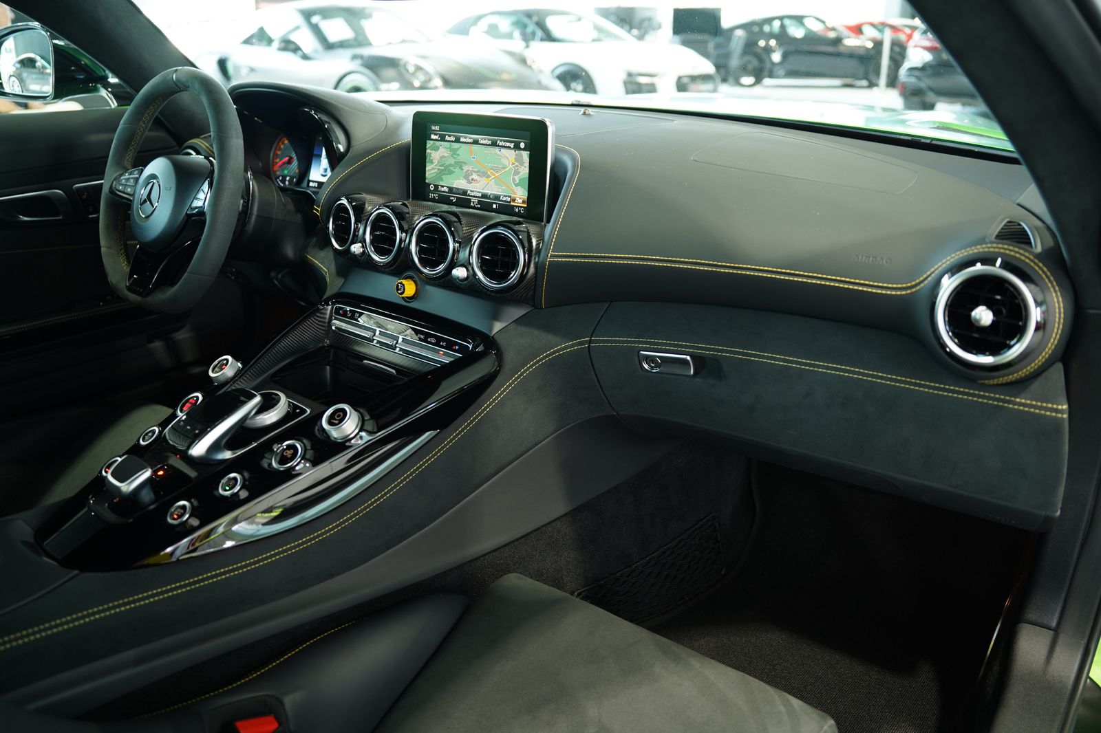 Mercedes Benz Amg Gt R