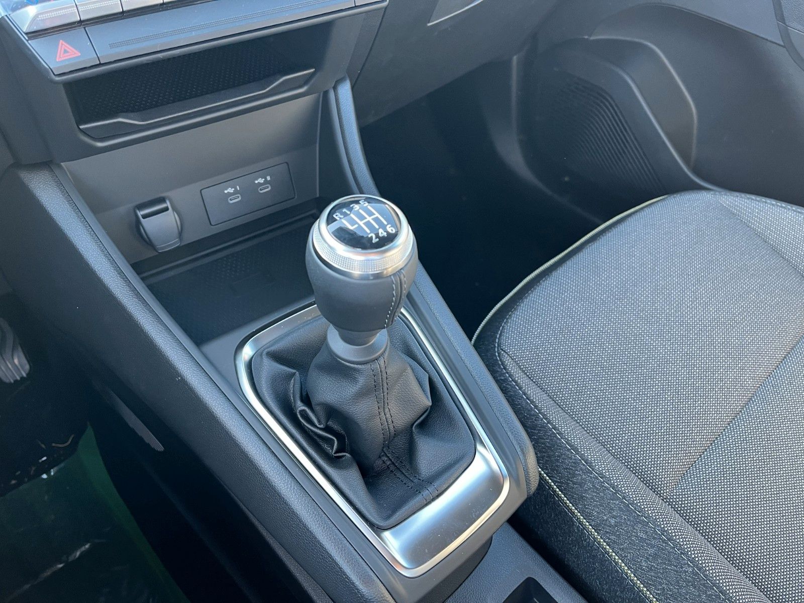 Fahrzeugabbildung Renault Captur II Techno