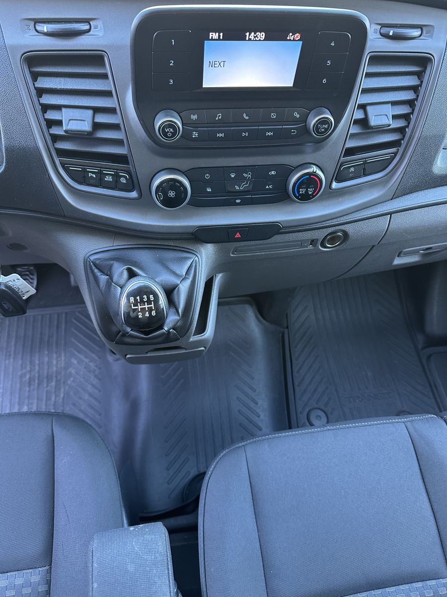 Fahrzeugabbildung Ford Transit Custom 300 L2H1 DAB+WLAN+KAMERA+PP+1HD+B