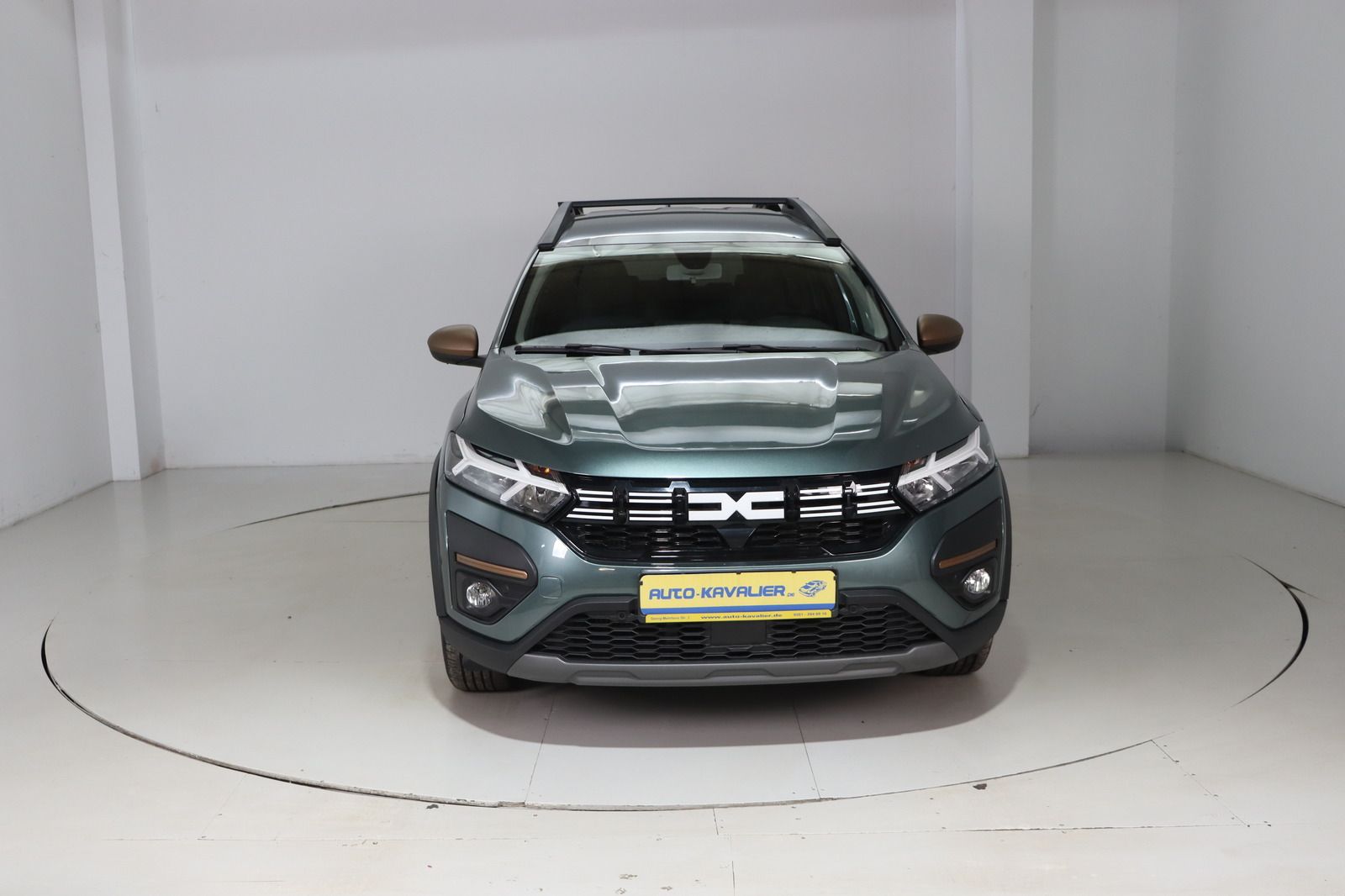 Fahrzeugabbildung Dacia Jogger  TCe * 7-Sitzer * Navi * LED * Sitzhzg.