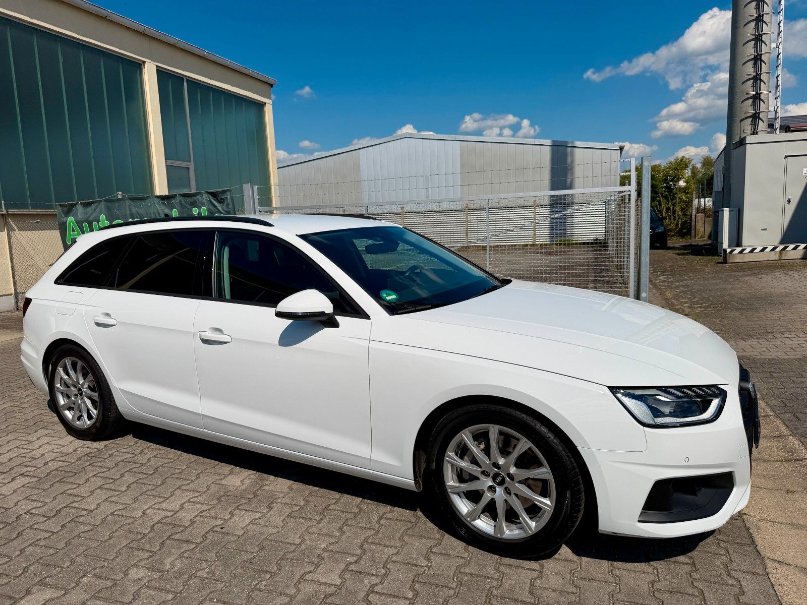 Audi A4 Avant 40 TDI DSG°AHK°LED°NAVI°STANDHZG.°