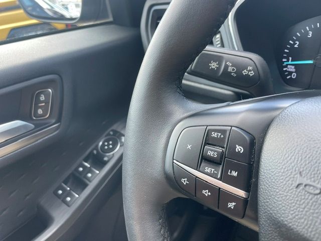 Fahrzeugabbildung Ford Kuga Titanium X elek Heckkl AHK abnehmbar LED