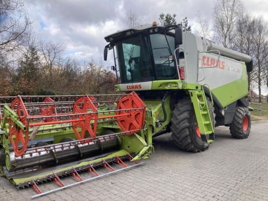 Claas Lexion 530