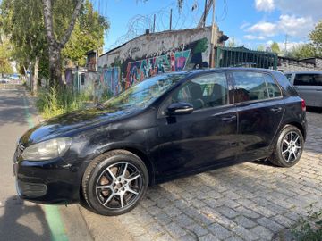 Volkswagen Golf - 12