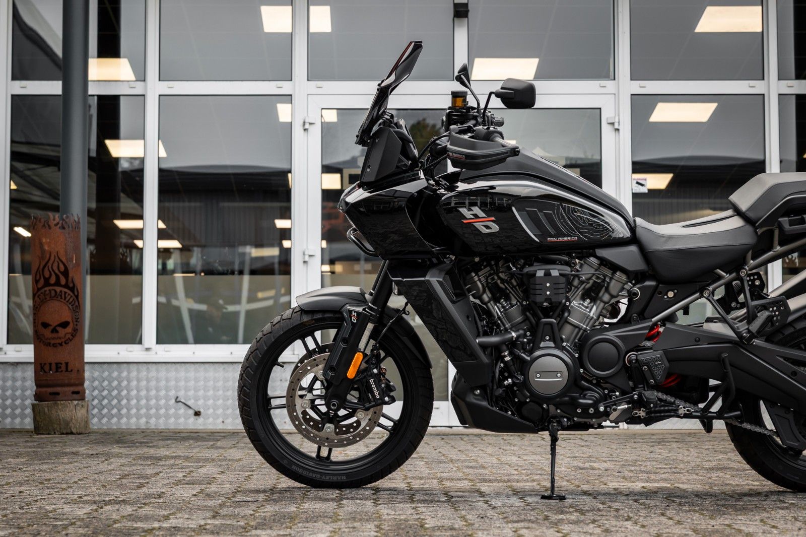 Fahrzeugabbildung Harley-Davidson PAN AMERICA RA1250 - TOURING AUSSTATTUNG