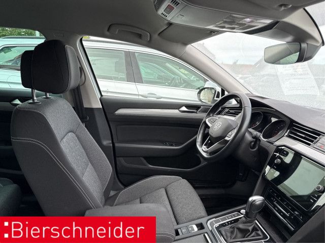 Volkswagen Passat Variant - Bild 3