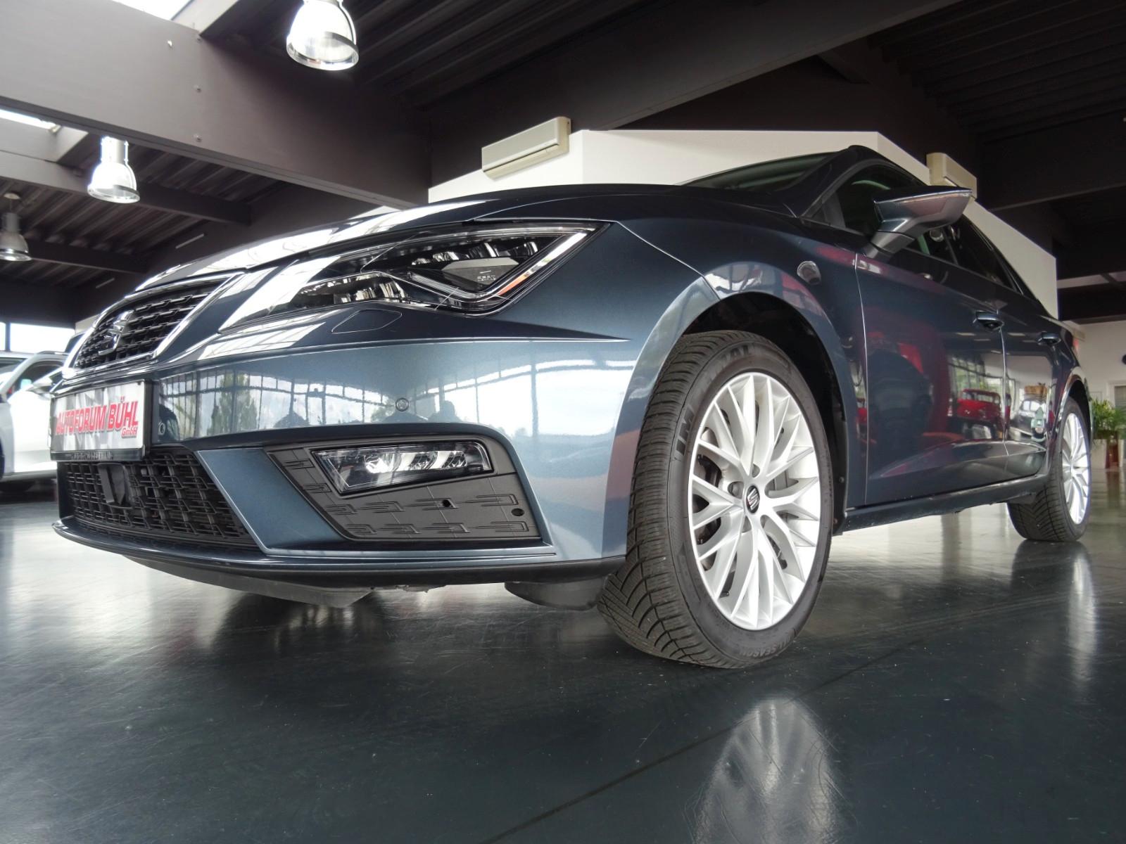 Seat Leon ST TSI Style/ LED/ PDC+Kamera/ Panoramadach