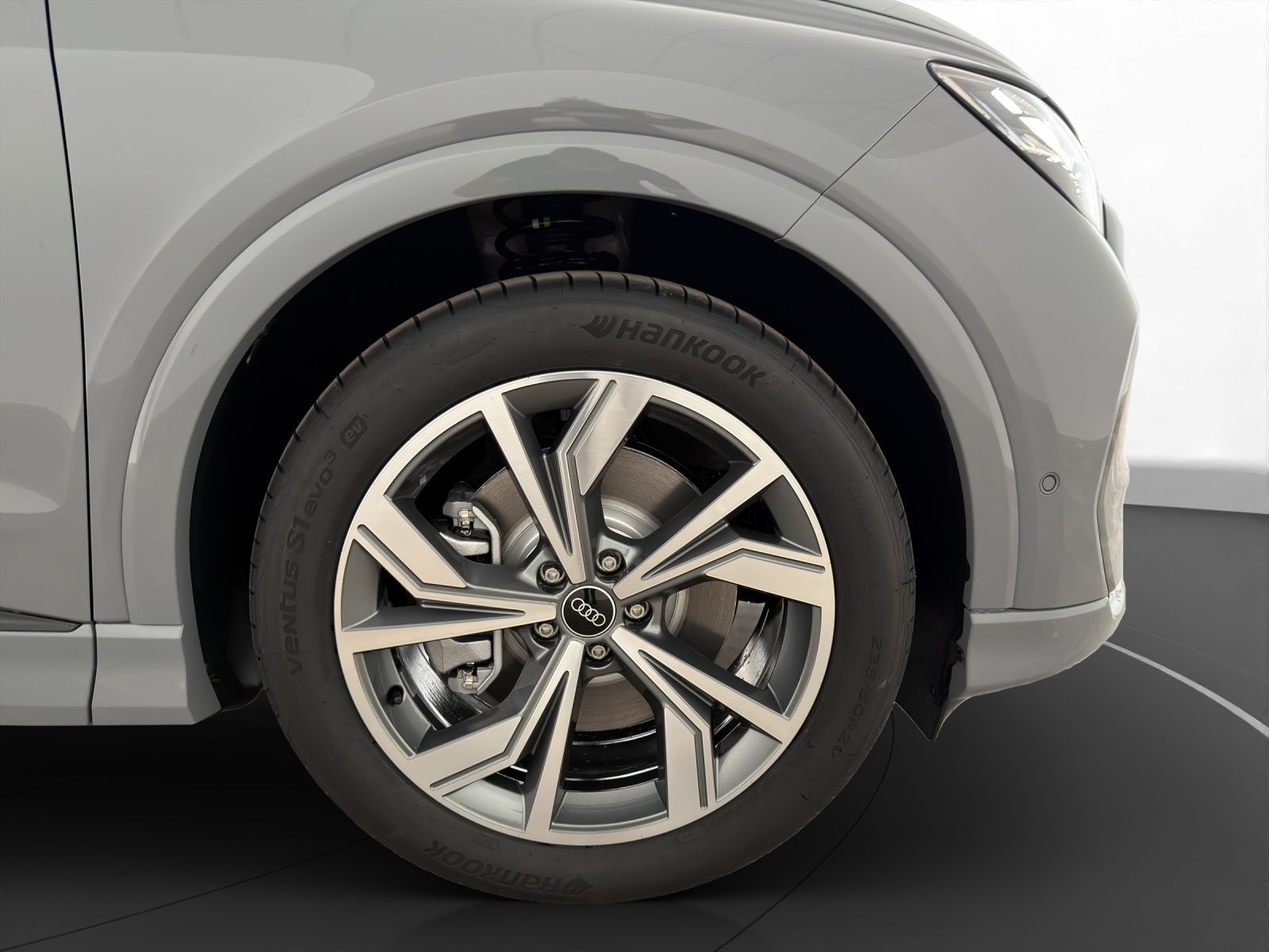 Audi Q4 e-tron - Bild 14