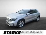 Mercedes-Benz GLA 180 LED Standhz AHK Navi Klima - Mercedes-Benz GLA 180: Automatik
