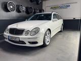 Mercedes-Benz E 500 AMG-PAKET/SCHIEBEDACH/XENON - weiße Mercedes-Benz E 500