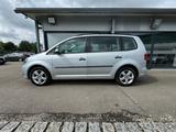 Volkswagen Touran Trendline*Euro5*Klima*2 Hand*LM*SHZ*NAVI* - Volkswagen Touran: 5.2