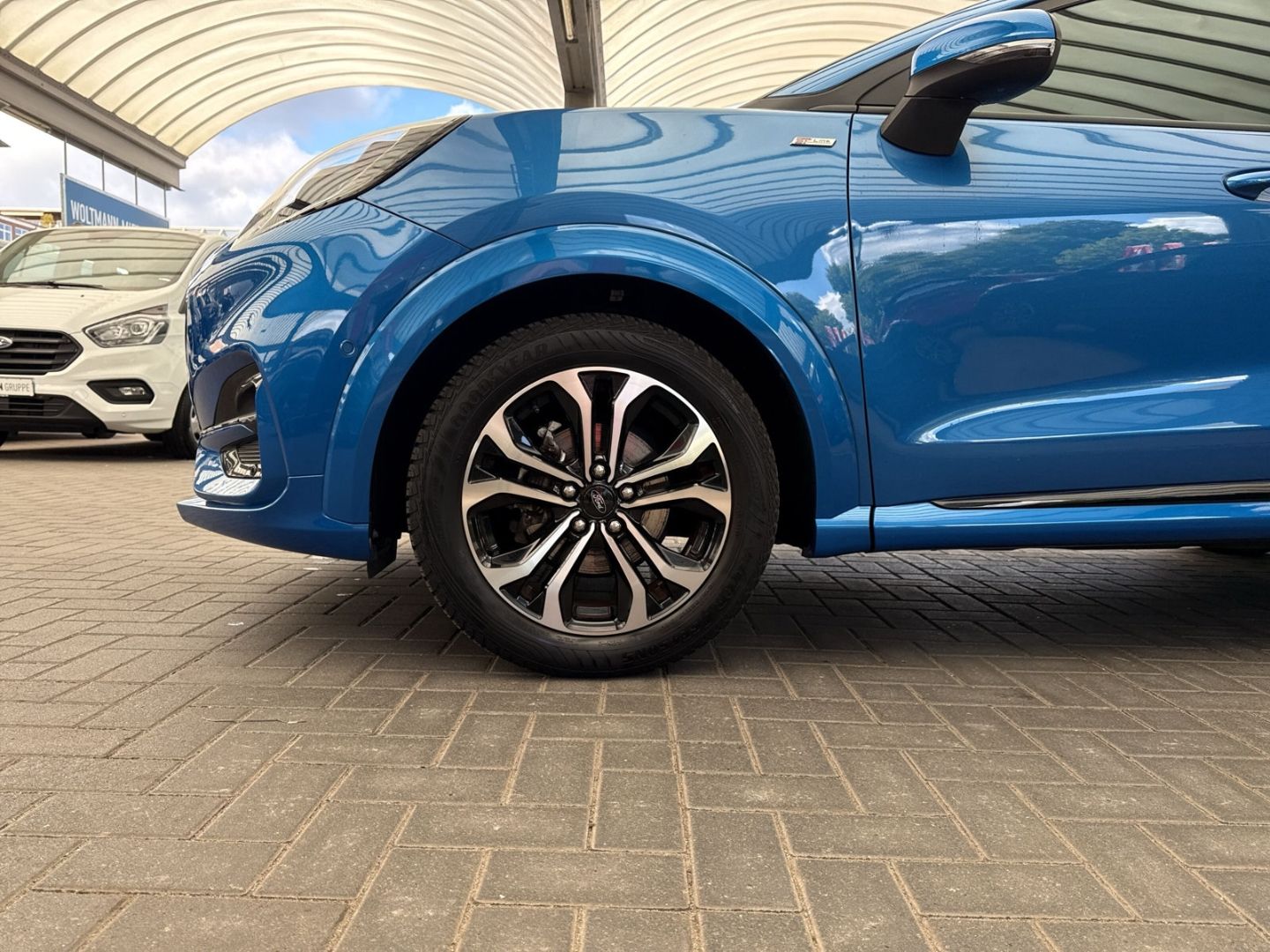 Fahrzeugabbildung Ford Puma ST-Line X 1.0 EcoBoost Mild Hybrid EU6d LED