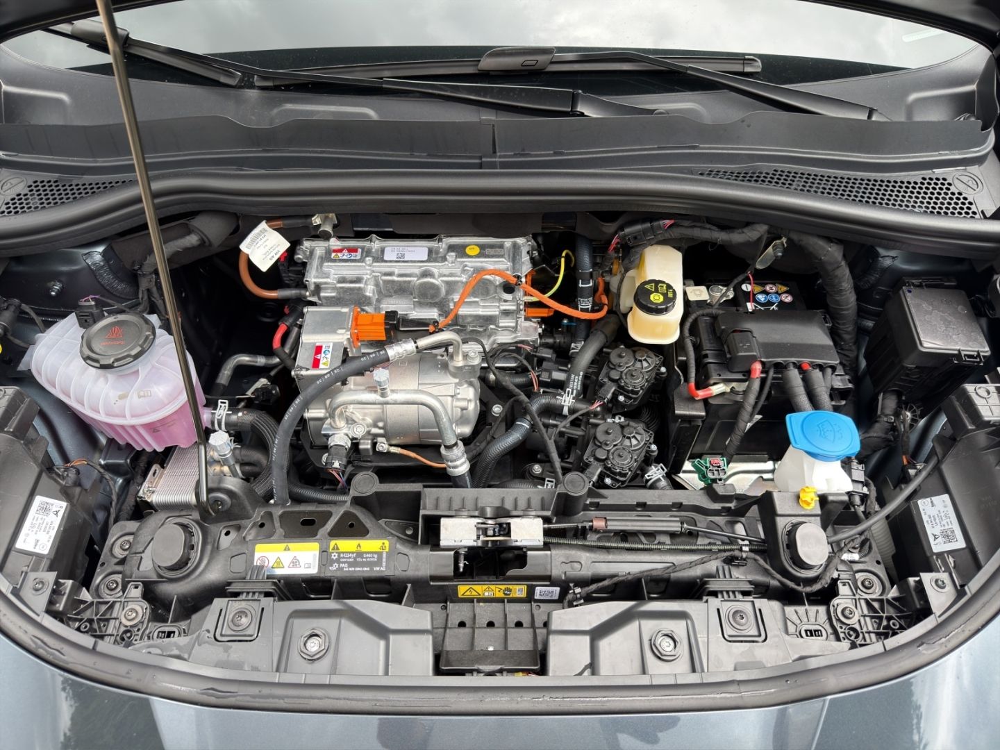 Cupra Raval - Bild 28