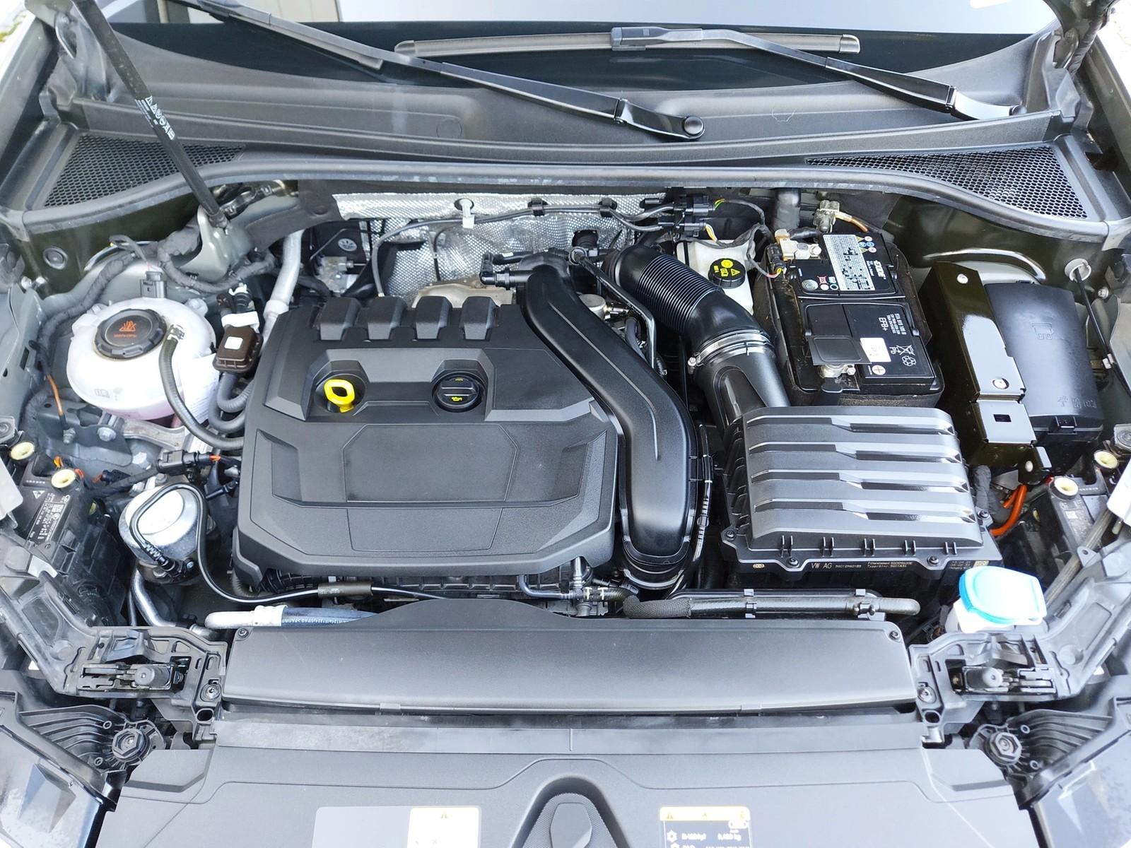 Audi Q3 35 TFSI advanced MATRIX DYNAMIK-PAKET, миниатюра 10