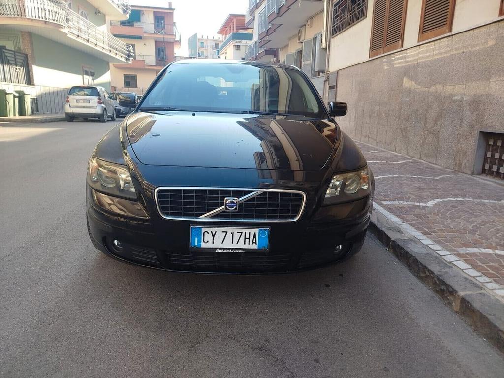 Volvo S40