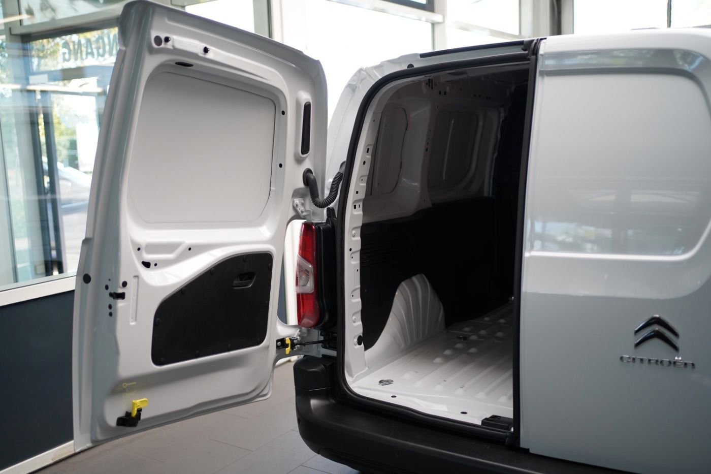 Fahrzeugabbildung Citroën Berlingo L1+ Elektro 100 99,6 % State of Health