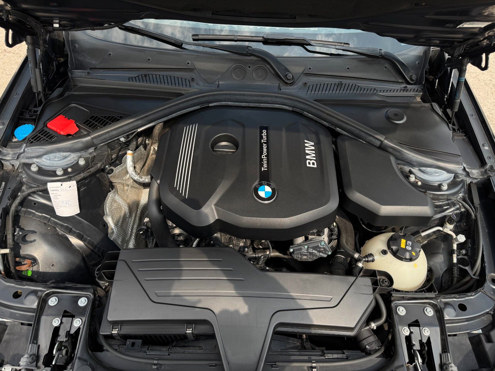 Fahrzeugabbildung BMW 116i F20 Advantage Navi LED PDC SHZ