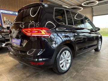 Volkswagen Touran *7 Sitzer*NAV*PANO**3-ZONEN*