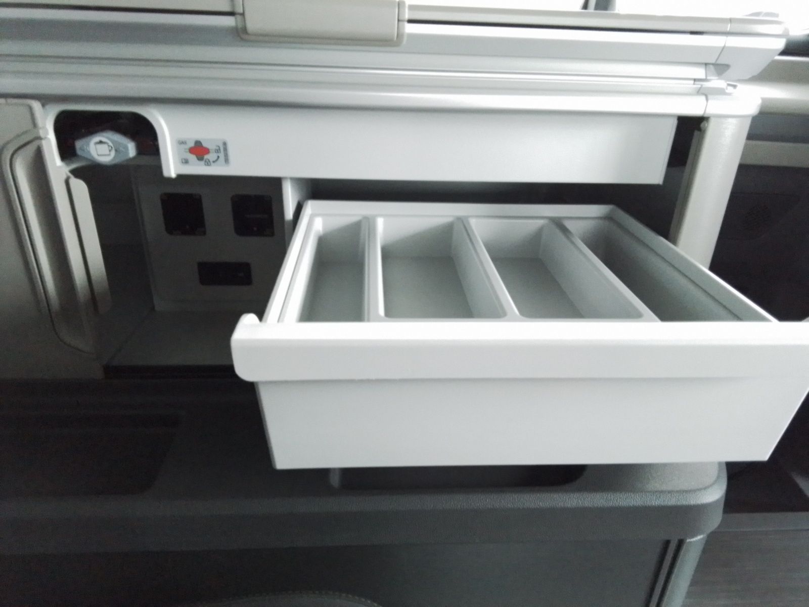 Fahrzeugabbildung Volkswagen T7 California Ocean 7-DSG ACC RFK NAVI STANDH. D