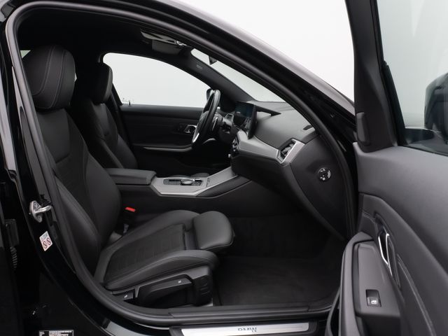 Foto Nummer 25: BMW 320d
