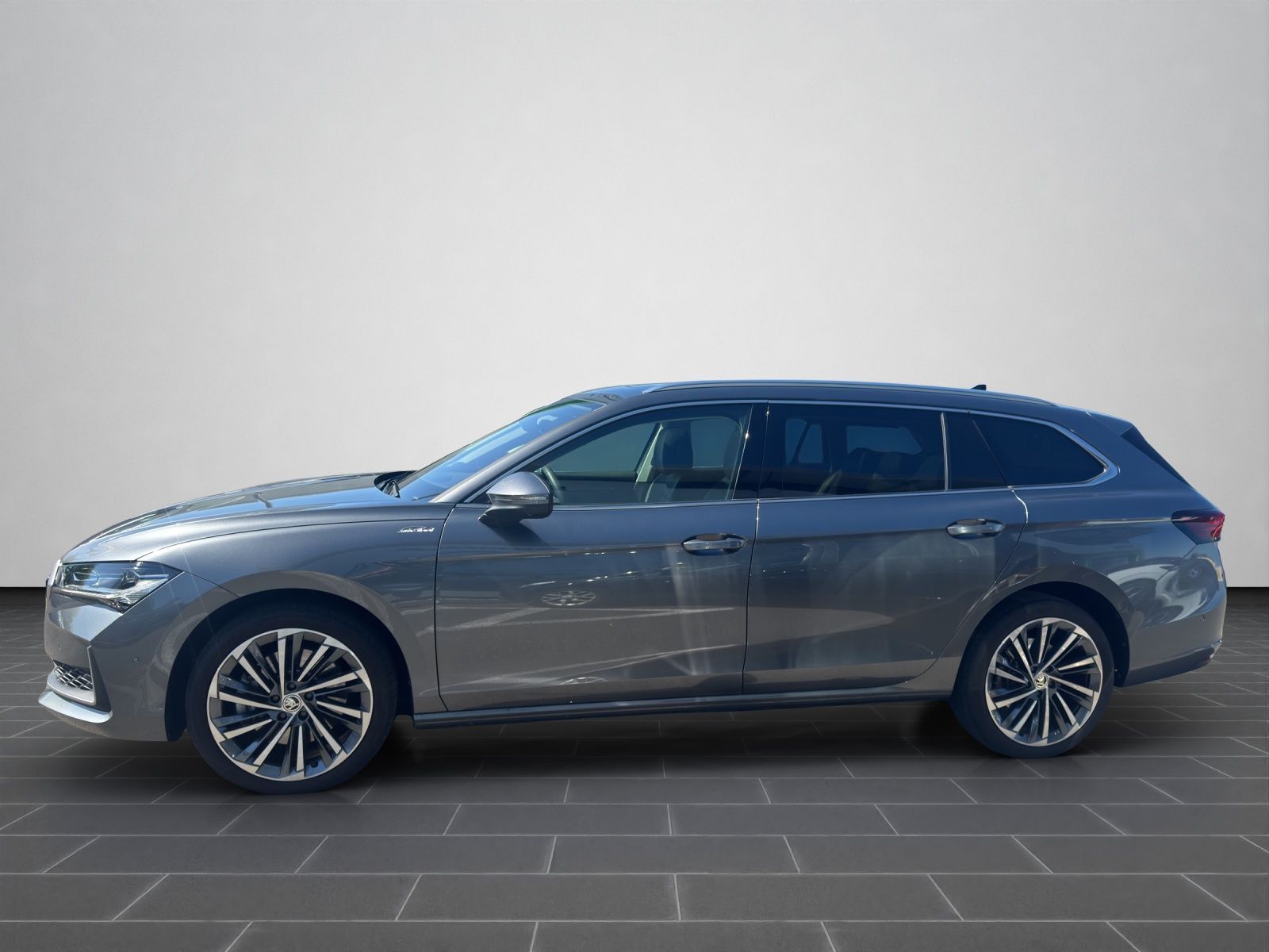 Skoda Superb - Bild 8