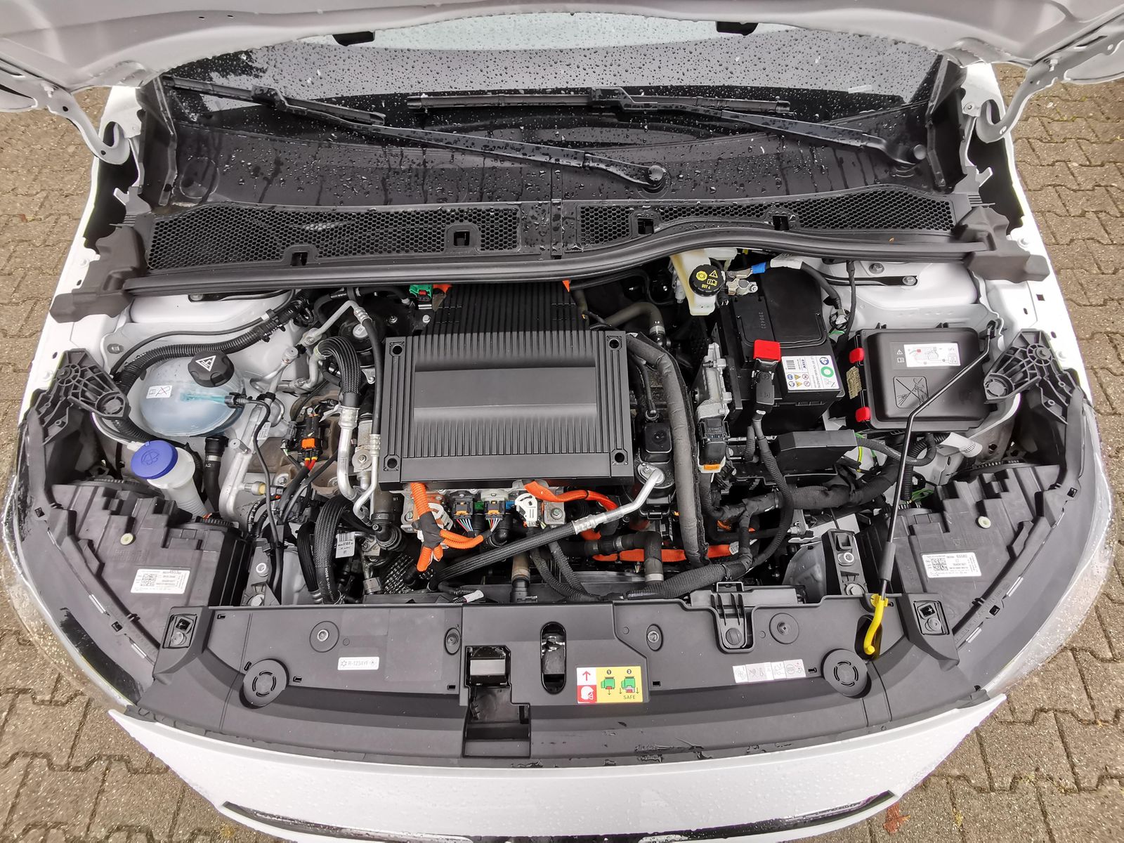 Fahrzeugabbildung Opel Corsa F elektro, Edition