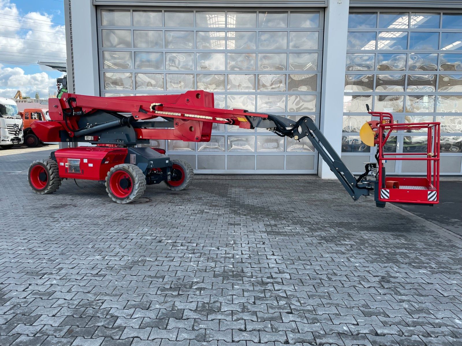 Fahrzeugabbildung Andere Magni EAB20RT 4x4 / 20,2m / nur 6h! / 2024