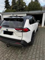 Toyota RAV4 Hybrid Team Deutschland | AHK | Scheckheft - gebrauchte Toyota RAV 4 aus dem Jahr 2020