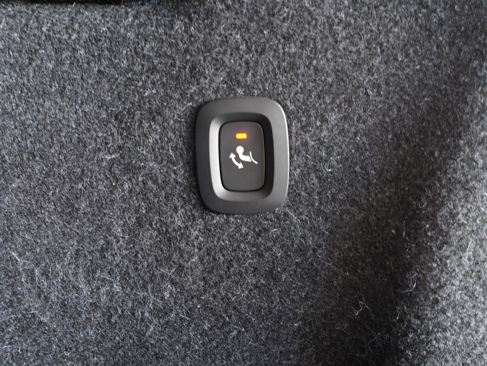 Fahrzeugabbildung Volvo XC40 T5 Recharge Inscription INTELLISAFE/AHK