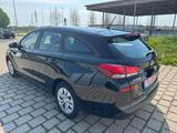 Hyundai i30 cw Select Klima Euro6 1.4 Anhängerkupplung - Hyundai i30 mit Benzin-Antrieb: Kombi, 1.6