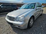 Mercedes-Benz C 180.klima.Automatik.Tüv.8.2027. - gebrauchte Mercedes-Benz C 180 aus dem Jahr 2002