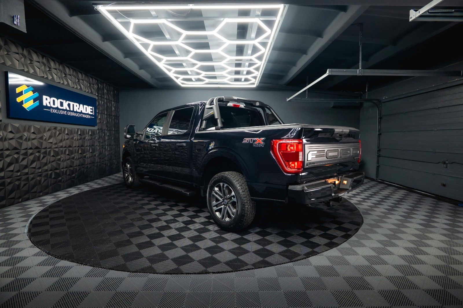 Fahrzeugabbildung Ford F150 5.0L V8 4x4 Offroad  SuperCrew RAPTOR 19%