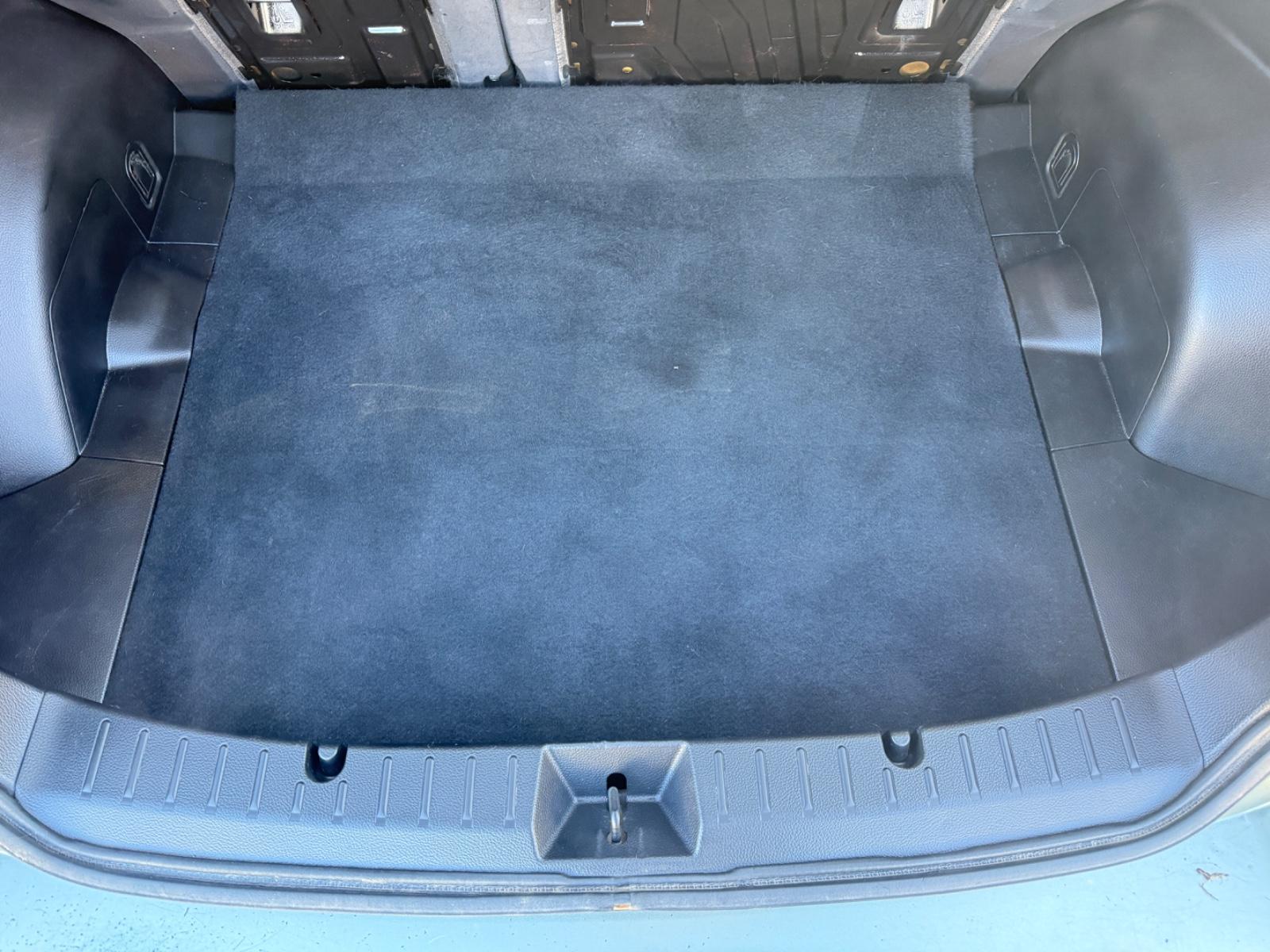 Subaru XV 2014 — photo 17