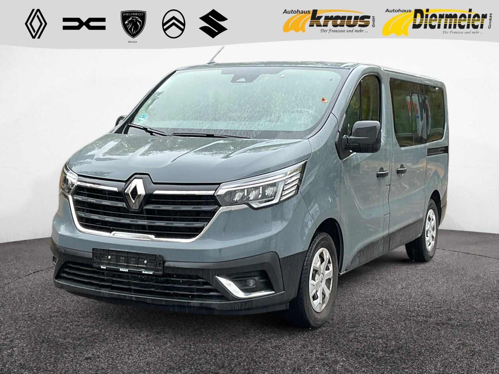 Renault Trafic Combi 2,0 dCI 110 3-Sitzer Behindertenumb
