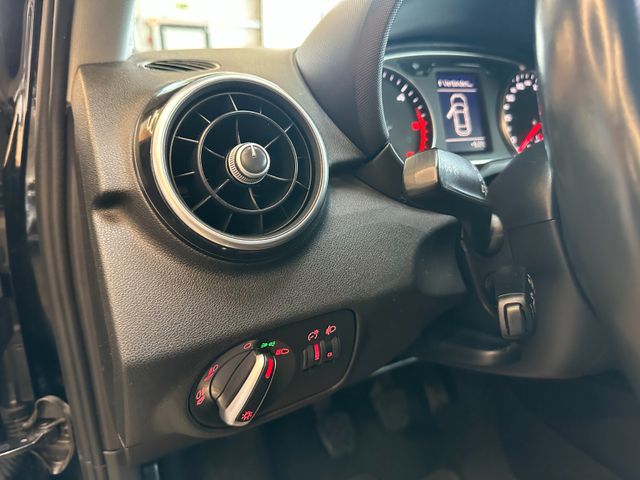 Audi A1 ambition *KLIMA*PDC*TEMPOMAT*